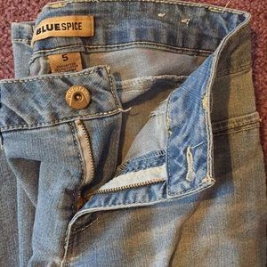 blue spice light wash skinny jeans (size 5)